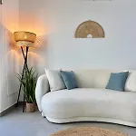 Modern Comfortable In The Center شقة *